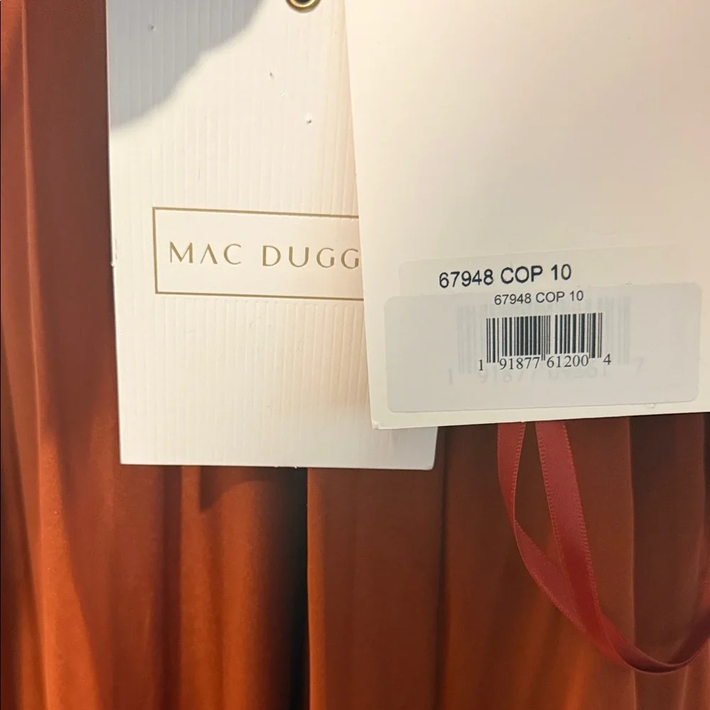 💃🏽Mac Duggal Copper Long Sleeve Gown - Picture 5 of 10